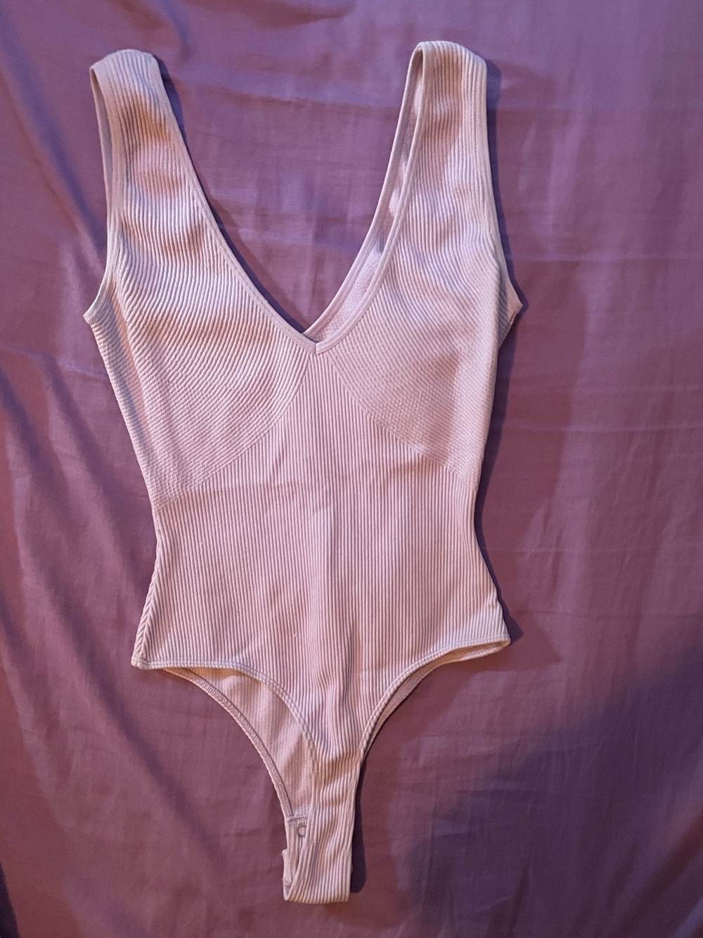 Garage Ribbed V-Neck Bodysuit - Light Lavender